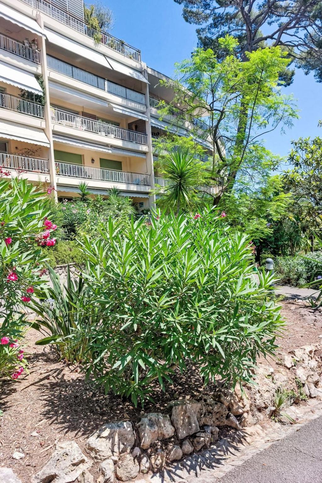 Apartment Les Pins D'Alep By Interhome Le Cannet Exteriör bild